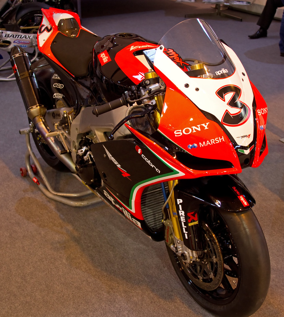 Aprilia RSV4