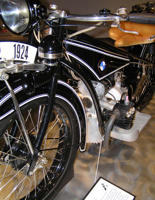 BMW R 32