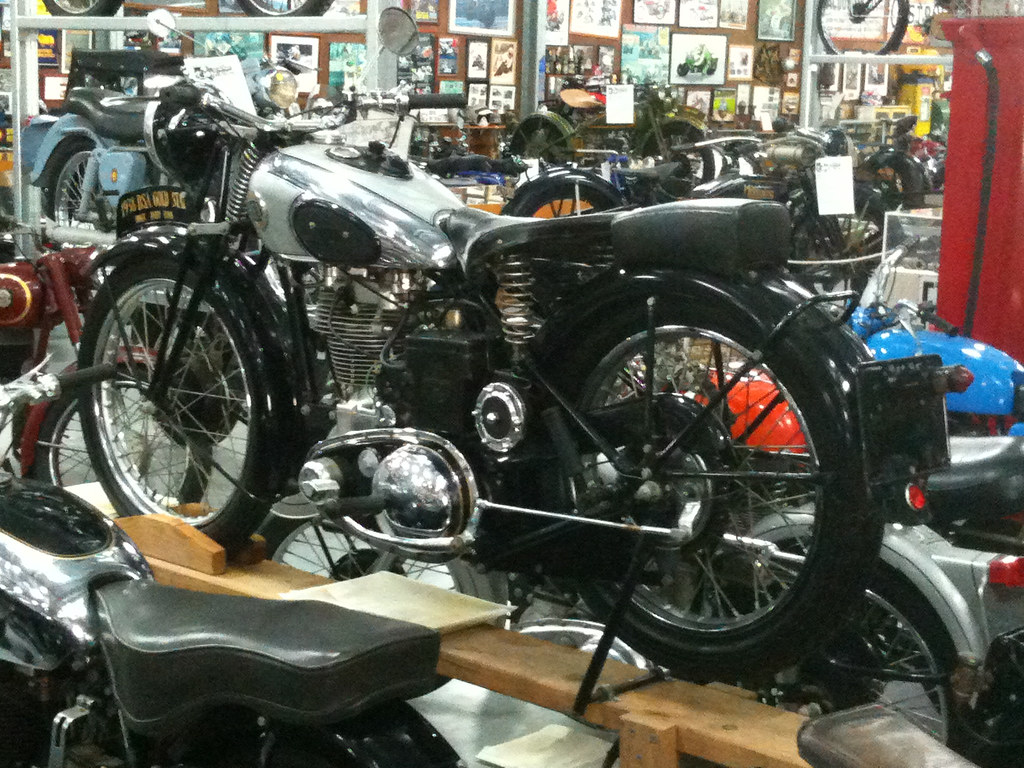 BSA Gold Star
